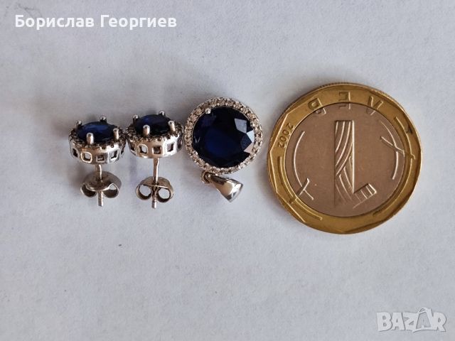 Сребърен комплект обеци и медальон със сапфири, снимка 5 - Обеци - 46373201