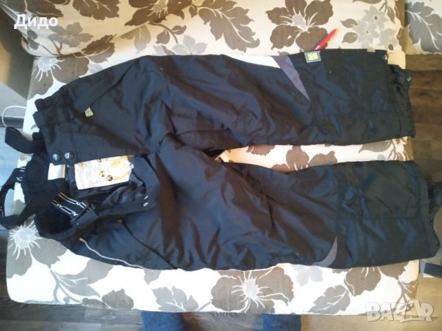 Детски ски екип Marc Girardelli размер 140 и ски яке Cross Sport р.1508, снимка 11 - Зимни спортове - 39446161