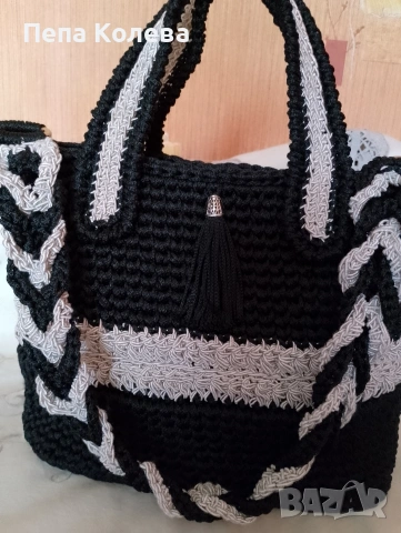 Ръчно плетена дамска чанта , снимка 2 - Чанти - 53903992