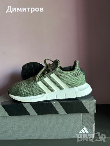 Adidas swift run trainers., снимка 2 - Маратонки - 46113926