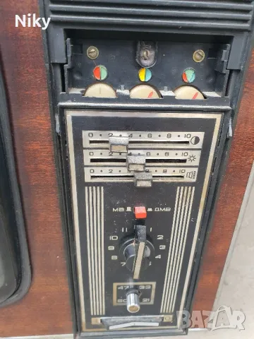 Лампов телевизор Електрон 714д , снимка 3 - Антикварни и старинни предмети - 49695301