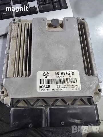 03G906016DM ECU КОМПЮТЪР VW Caddy 1.9 TDI 0281011882