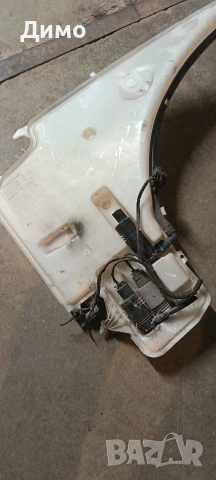 казанче течност за чистачки бмв е91 320д 163кс bmw e91, снимка 2 - Части - 53613146