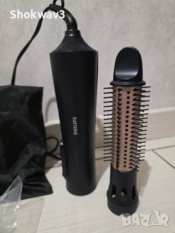 Philips маша четка сешоар, снимка 2 - Сешоари - 52516144