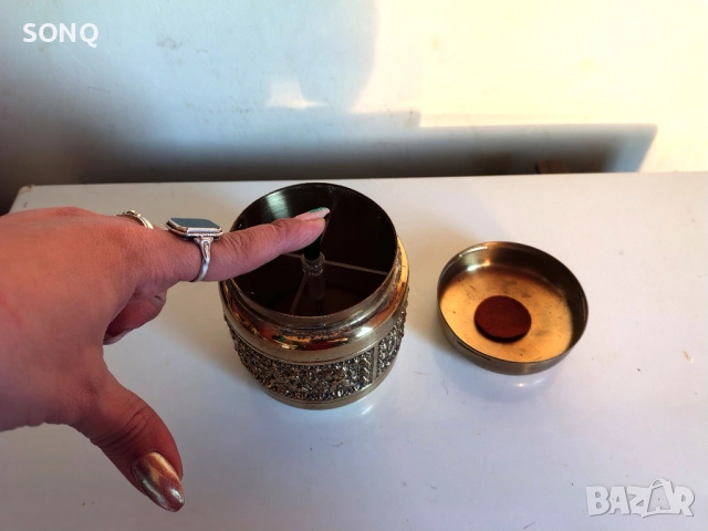 Винтидж Диспенсер,Държач За Цигари Erhard & Sohne, снимка 6 - Антикварни и старинни предмети - 52923734