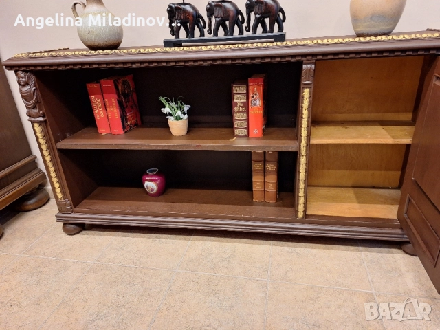 Комод, скрин, библиотека с богата дърворезба , снимка 4 - Шкафове - 52551620