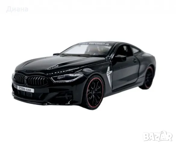 Автомобил BMW M8 с 3 реалистични звука и светлини – мащаб 1:24/3 ЦВЯТА, снимка 4 - Колекции - 48765237