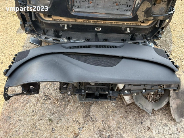 Арматурно шито табло Audi A8 D4 Ауди А8 , снимка 3 - Части - 53758659