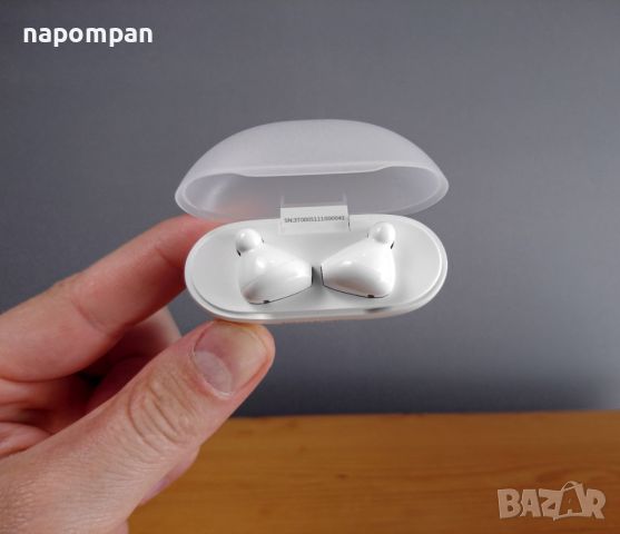 Бели Безжични Bluetooth Слушалки с Микрофон за iPhone и Android, снимка 4 - Безжични слушалки - 45284024