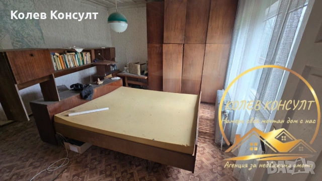 Двуетажна къща в село Върбица, област Хасково  📐 РЗП: 190 кв.м , снимка 8 - Къщи - 54204892