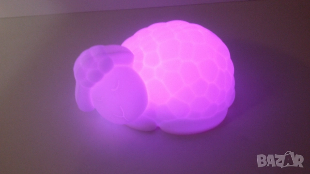 Нощна лампа овца с батерии, снимка 3 - Настолни лампи - 51778742