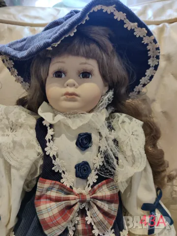 Порцеланова кукла Leonardo Collection , снимка 1