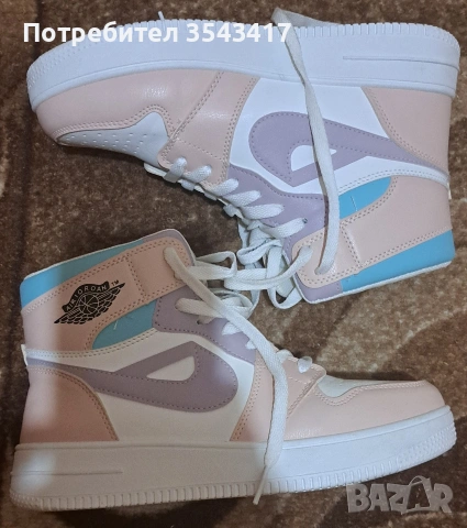 Дамски кецове 