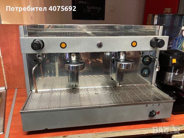 Професионална кафе машина Futurema и кафемелачка