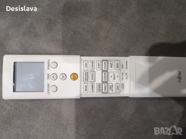 Продавам дистанционно за климатик FUJITSU 