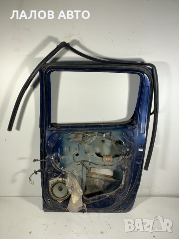 Задна дясна врата Тойота Хайлукс Zadna dqsna vrata Toyota Hilux , снимка 3 - Части - 53240616