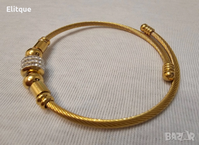 Нежен модел дамска твърда гривна от медицинска стомана с камъни цирконии, снимка 4 - Гривни - 52895179