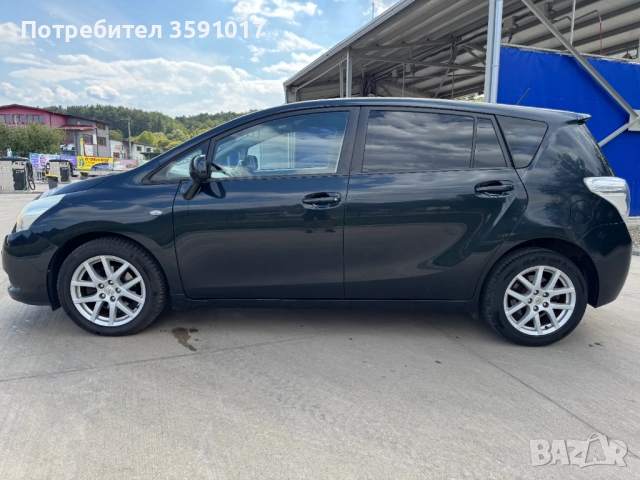 Продавам Toyota verso, снимка 4 - Автомобили и джипове - 52796950