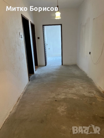 Многостаен апартамент( тухла) с гараж и паркомясто , снимка 11 - Апартаменти - 52030185