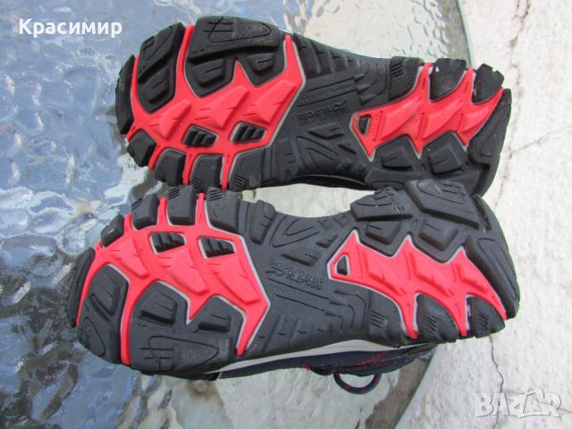 Детски водоустойчиви обувки Regatta Holcombe, снимка 16 - Детски обувки - 46400069