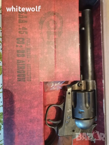 продавам въздушен револвер  „Colt“калибър 4.5мм, снимка 3 - Въздушно оръжие - 53885254