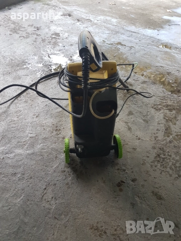 Водоструйка Керхер К2.90, снимка 3 - Парочистачки и Водоструйки - 52026071