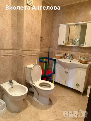 Триетажна жилищна сграда, снимка 8 - Къщи - 53073363