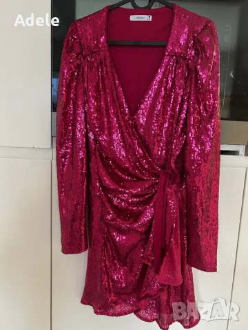 Дамски рокли М 