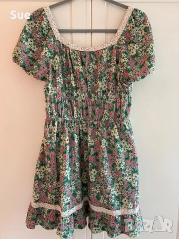 Нова къса рокля Urban Outfitters, снимка 6 - Рокли - 47148655