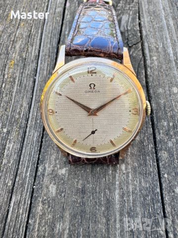 Много рядък часовник 38мм. Omega Cal.266 Злато 18k от 1952г., снимка 1 - Мъжки - 46232871