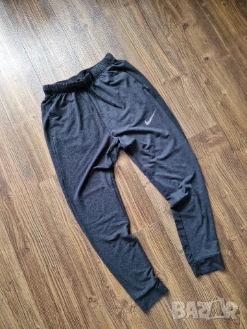 Страхотно мъжко спортно долнище NIKE размер S, снимка 2 - Спортни дрехи, екипи - 52354856