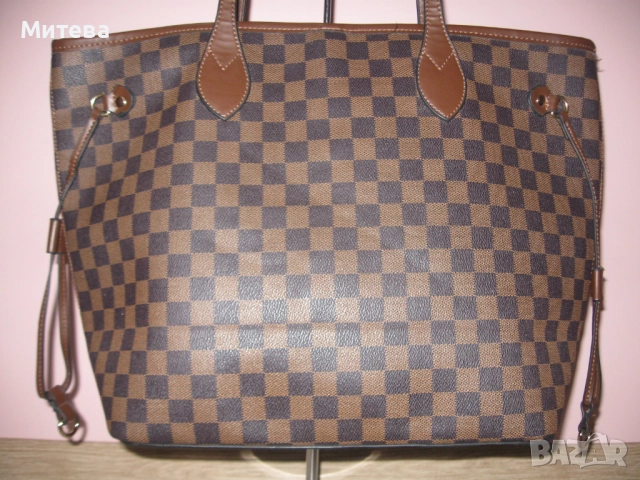 Дамска кожена голяма чанта, снимка 2 - Чанти - 52676515