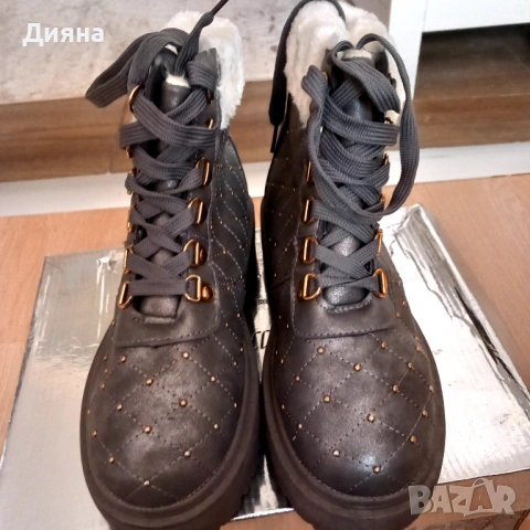 Дамски боти