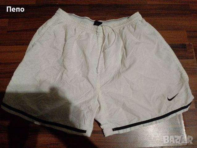 Гащи Nike, снимка 1 - Къси панталони - 46336109