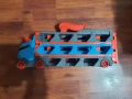 Игрален комплект 2 In 1 Hot Wheels - Мега автовоз и писта, снимка 1