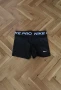 Оригинални дамски спортни къси гащи Nike pro размер М , снимка 1