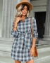 Едноредна модна дамска карирана рокля, 2цвята , снимка 10