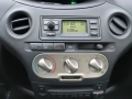 Toyota Yaris (P1) 1.3 VVT-i 2005 г., снимка 9