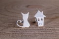 Сребърни обеци котка и къща, снимка 1