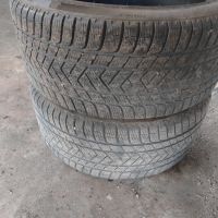 Зимни гуми пирели, снимка 1 - Гуми и джанти - 45456704