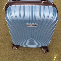 Стилен куфар с колелца за ръчен багаж с твърдо покритие 40/30/20см, снимка 7 - Куфари - 45753064