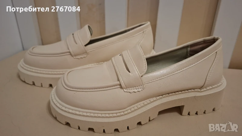 Продавам чисто нови обувки в кремав цвят, снимка 1