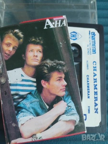 Aha - Stay on these roads - аудио касета музика, снимка 1