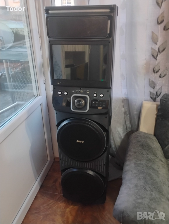 КАРАОКЕ КОЛОНА с тъчскрийн, Wifi връзка, 15.4-инчов екран , снимка 1