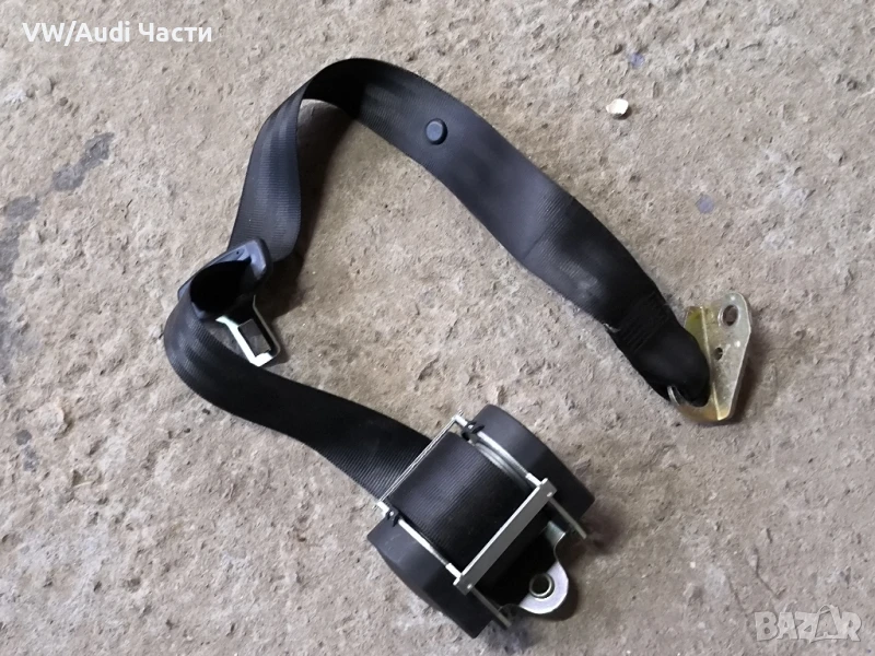 Заден десен предпазен колан за Голф 5 Пасат Джета VW Golf 5 Passat Touran Jetta 1K6857806D, снимка 1