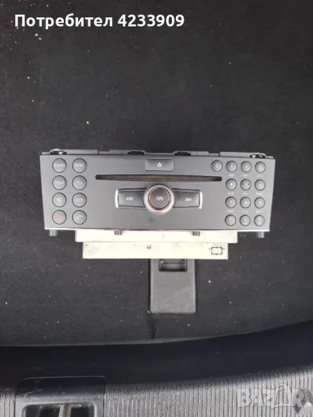 Mercedes w204 radio CD , снимка 1