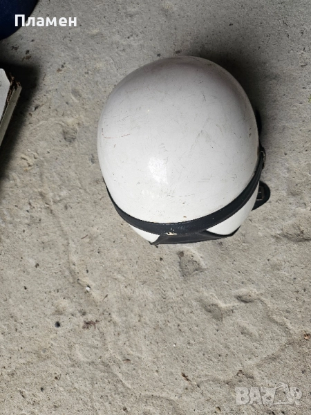 Ретро Каска, снимка 1