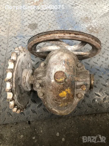 Червячен редуктор -2 бр, снимка 1