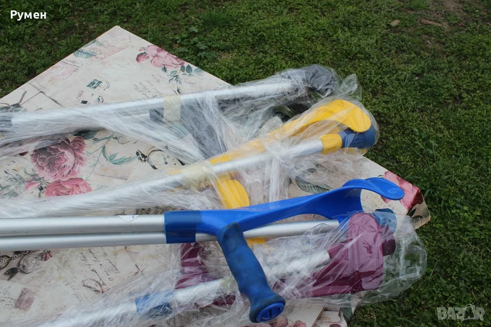 Патерици тип „Канадки" - комплект и единични, снимка 1