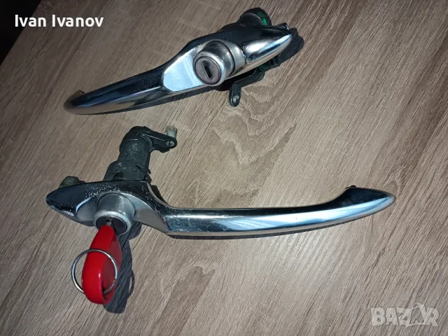 Външни дръжки за Алфа 156 комплект с 1 червен ключ. , снимка 4 - Части - 49704823